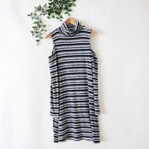 American Eagle Women's Soft & Sexy Plush Striped Long Sleeve Dress Large